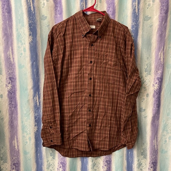 Van Heusen Other - Men’s Van Heusen plaid button up size Large
